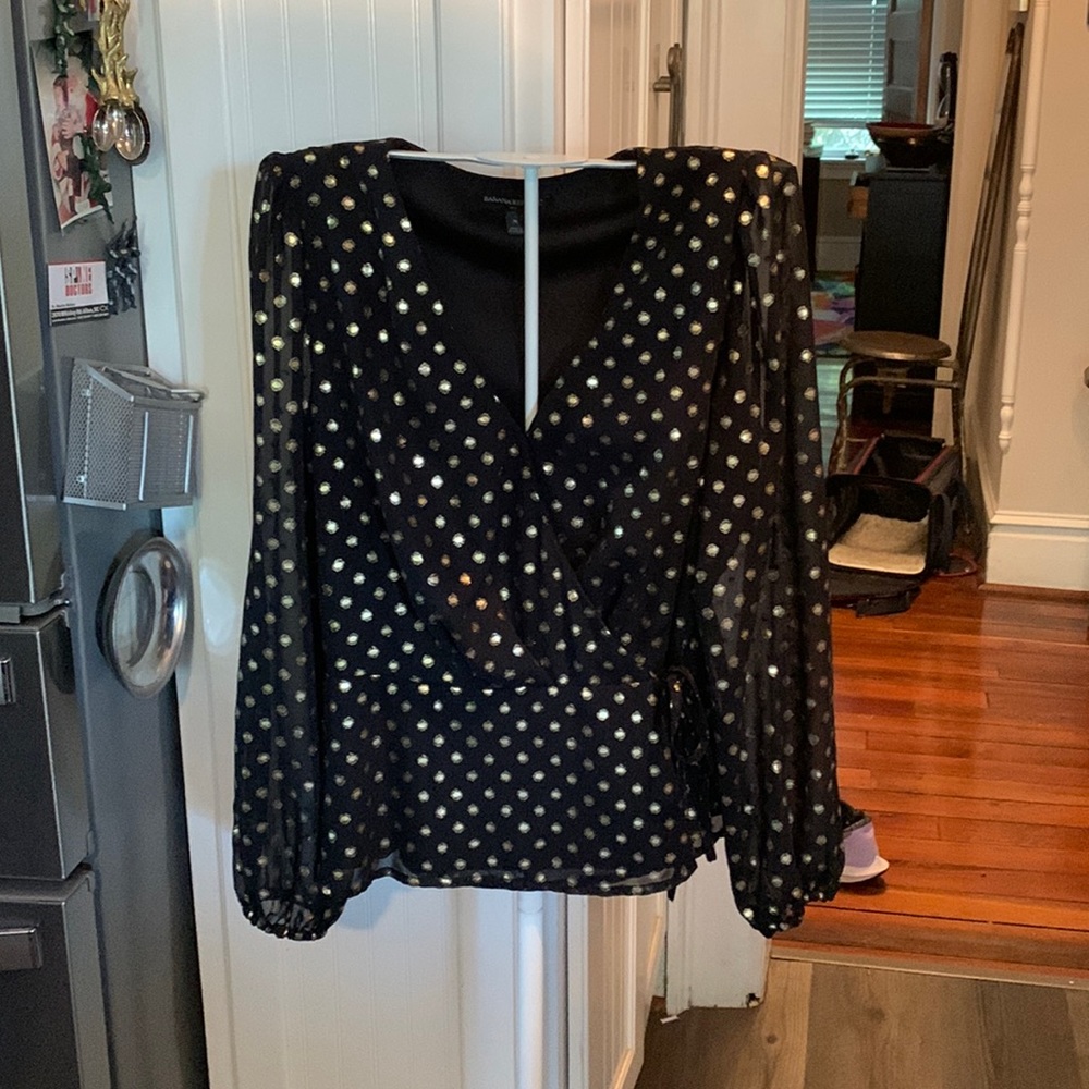 Banana Republic fully lined sheer arm wrap blouse with metallic dots. NWOT